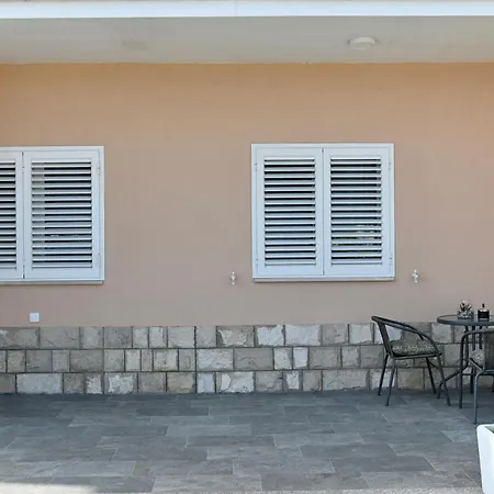 Golden Neretva * Metković