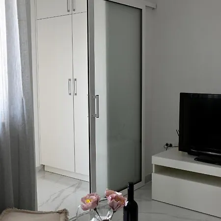 Golden Neretva 公寓 *