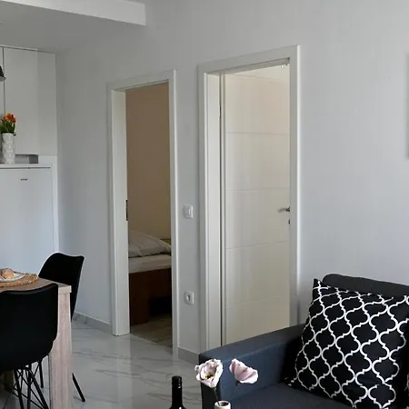 Golden Neretva 公寓 *